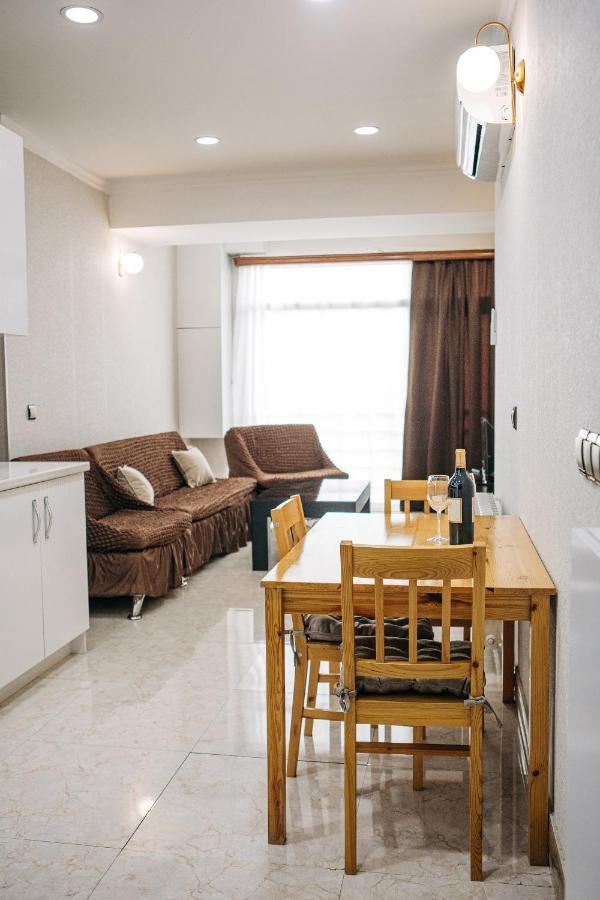 טביליסי Apartament444 מראה חיצוני תמונה